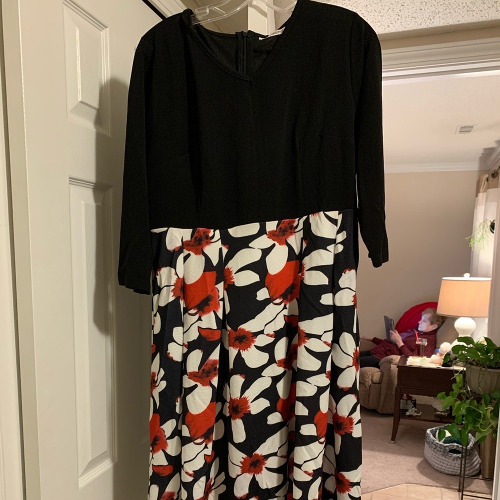 Black dress with floral pattern XXL Ceasikery